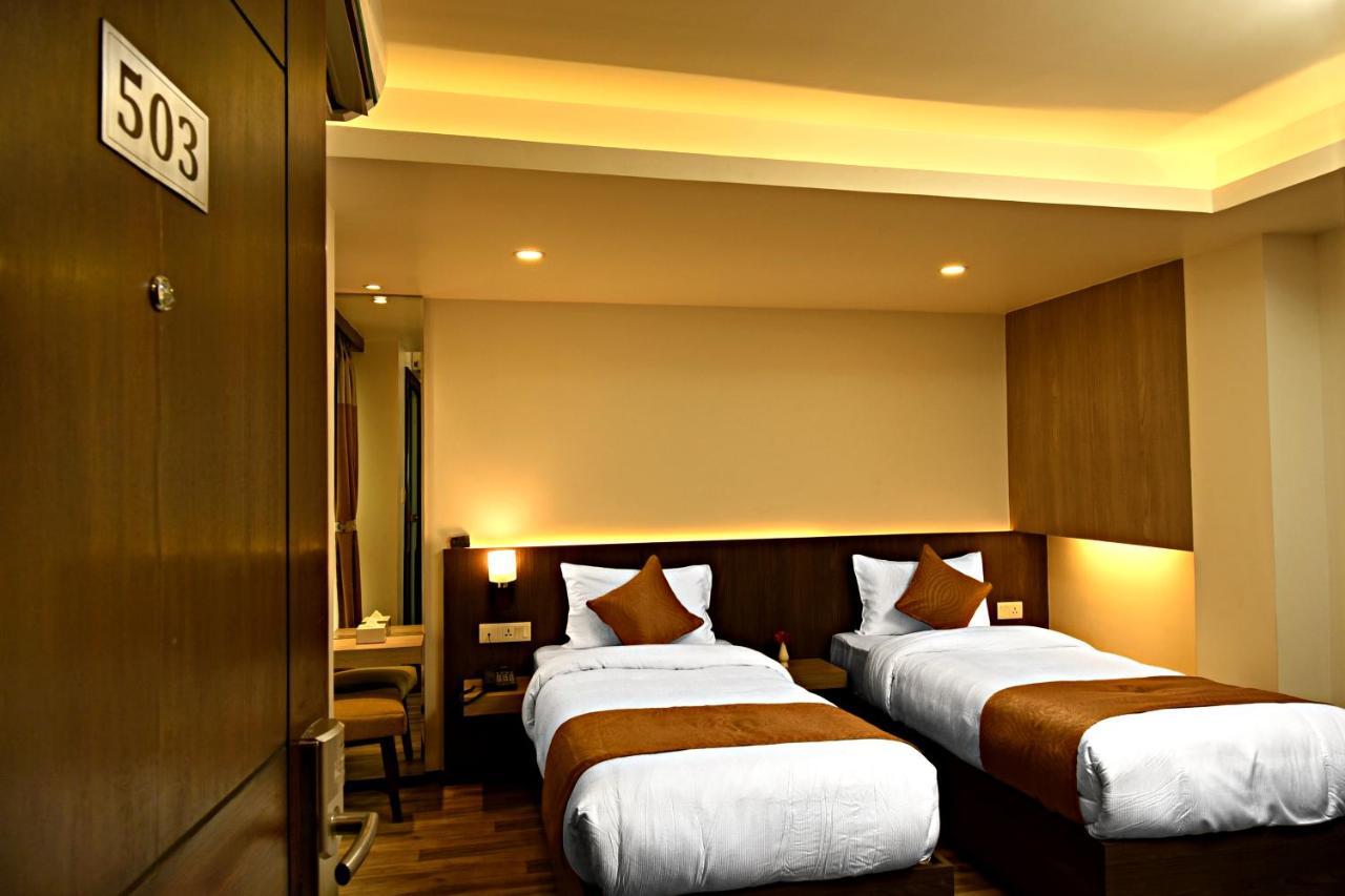 เดอะ ไมล์สโตน โฮเต็ล Hotel กาฐมาณฑุ ภายนอก รูปภาพ